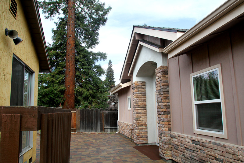 David Whitton's newly built granny unit is a two bedroom two bathroom home with hookup for a washer and dryer.  The new cottage has been built where the family's pool used to be, and is situated behind the main house.  Photo by Veronica Weber.